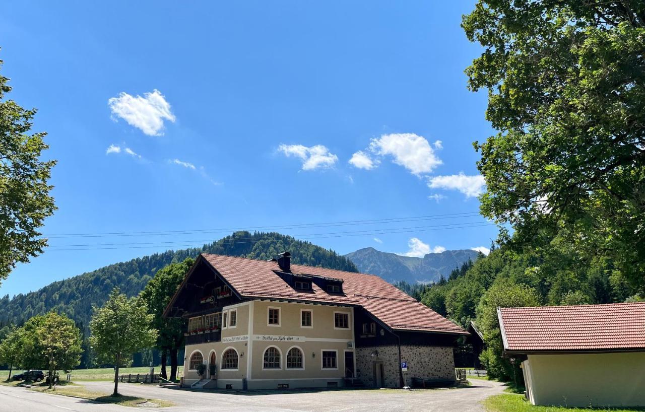 Ferienwohnungen Zipflwirt بايريشزيل المظهر الخارجي الصورة